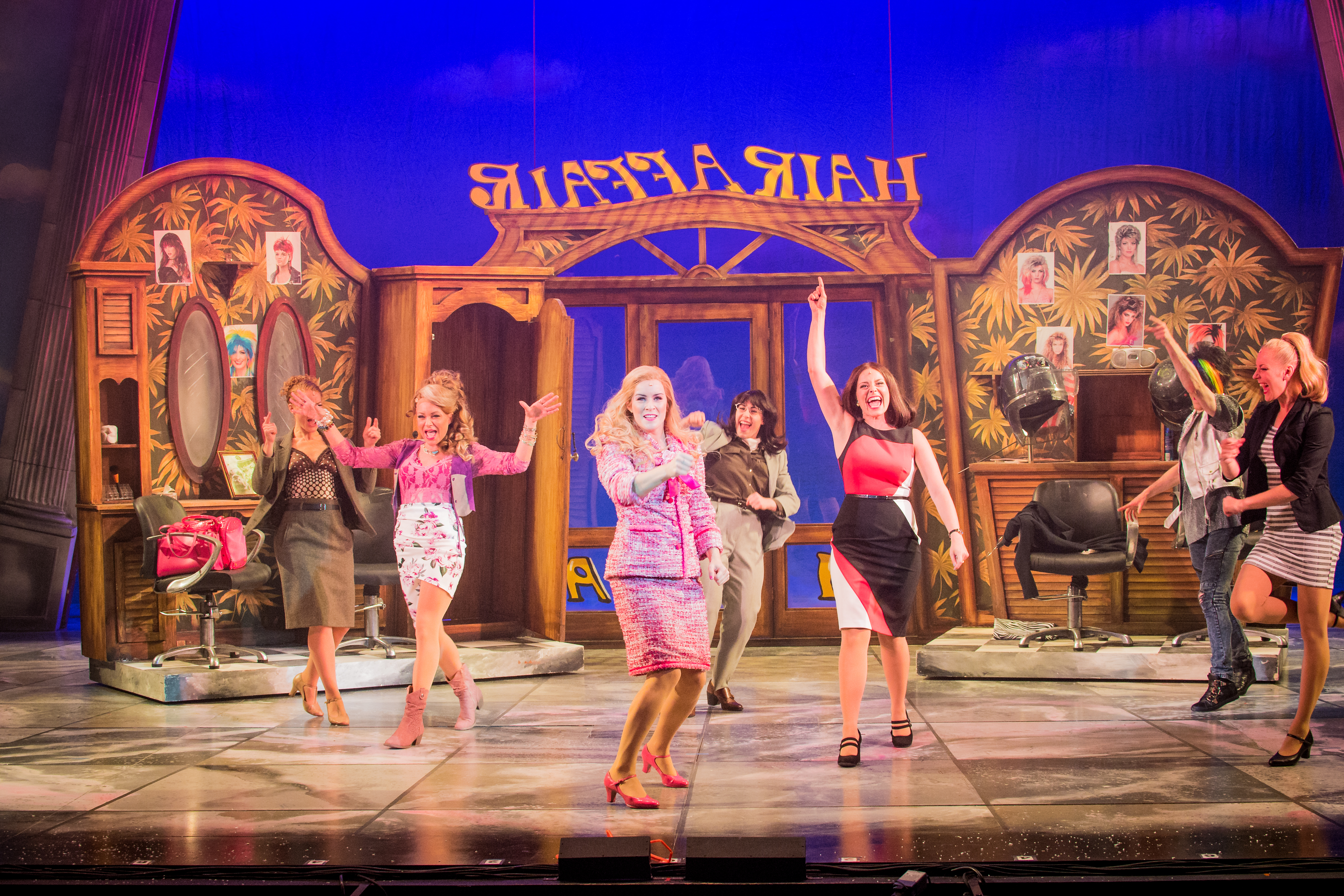 Legally Blonde - Churchill Theatre Bromley