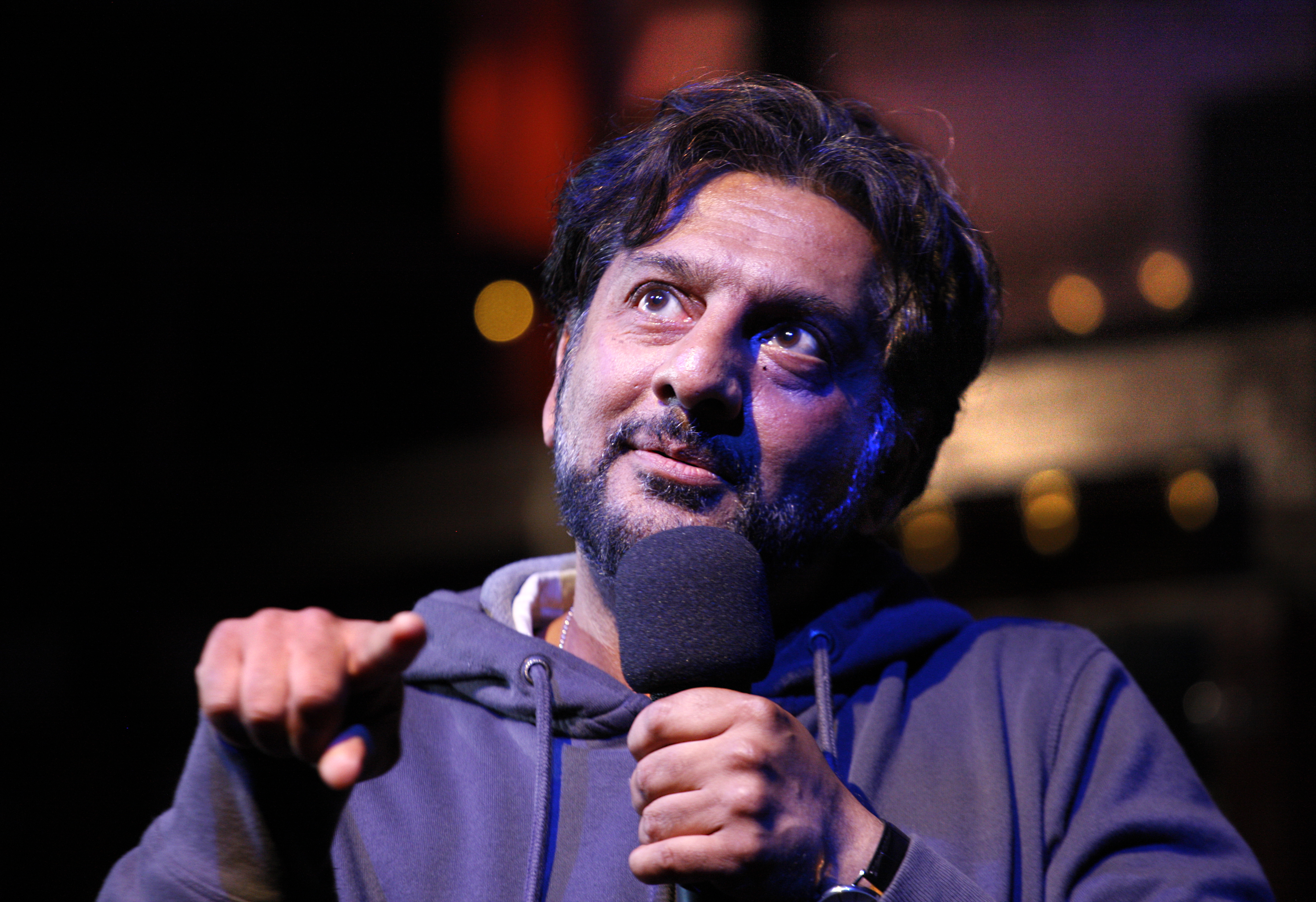 Nitin Ganatra in End of the Pier at Park Theatre. Photo by Simon Annand 0403