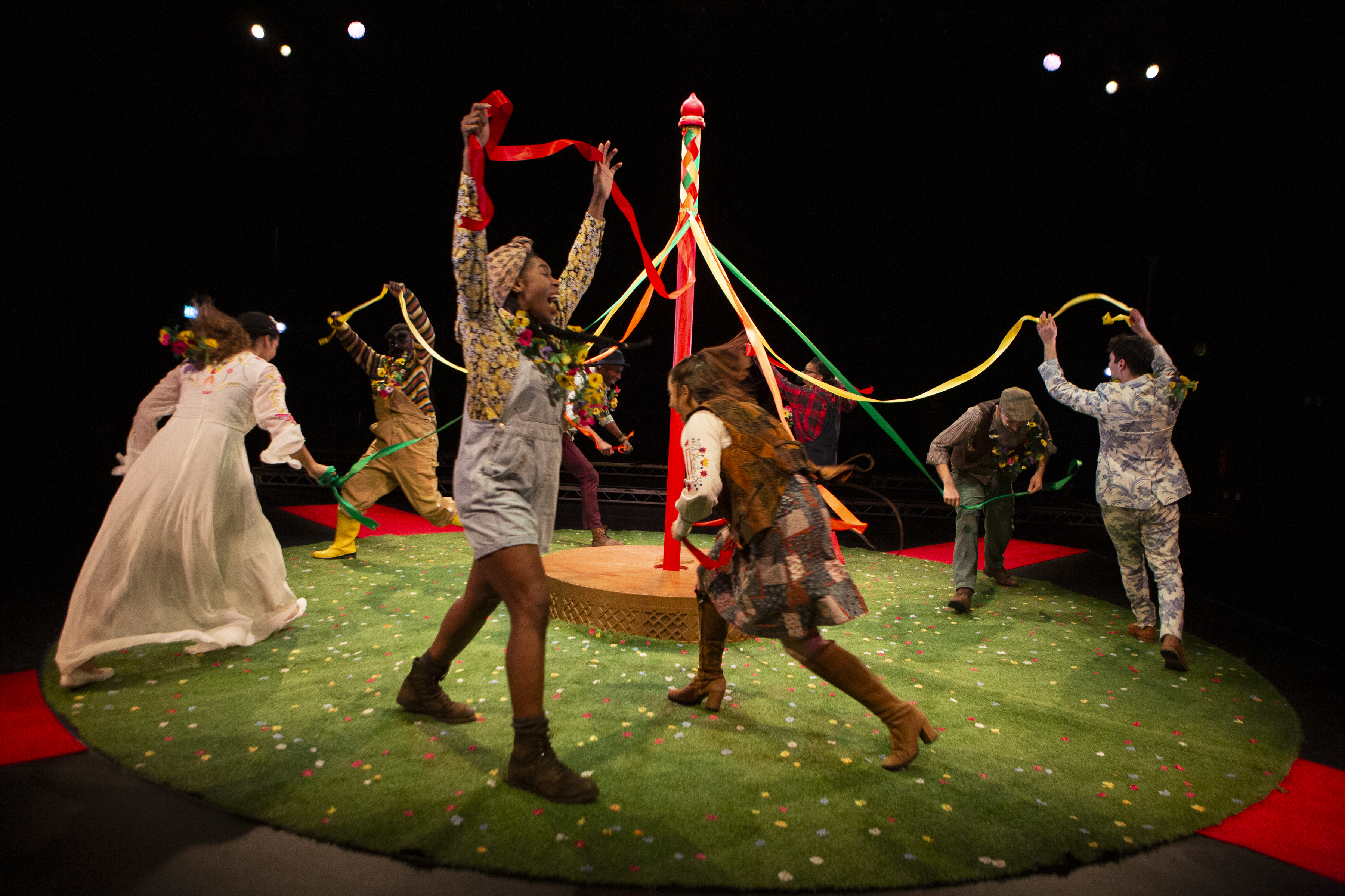 Cast in The Winter's Tale at Stratford Circus Arts Centre (c) Ellie Kurtzz 1Y0A2260-C1