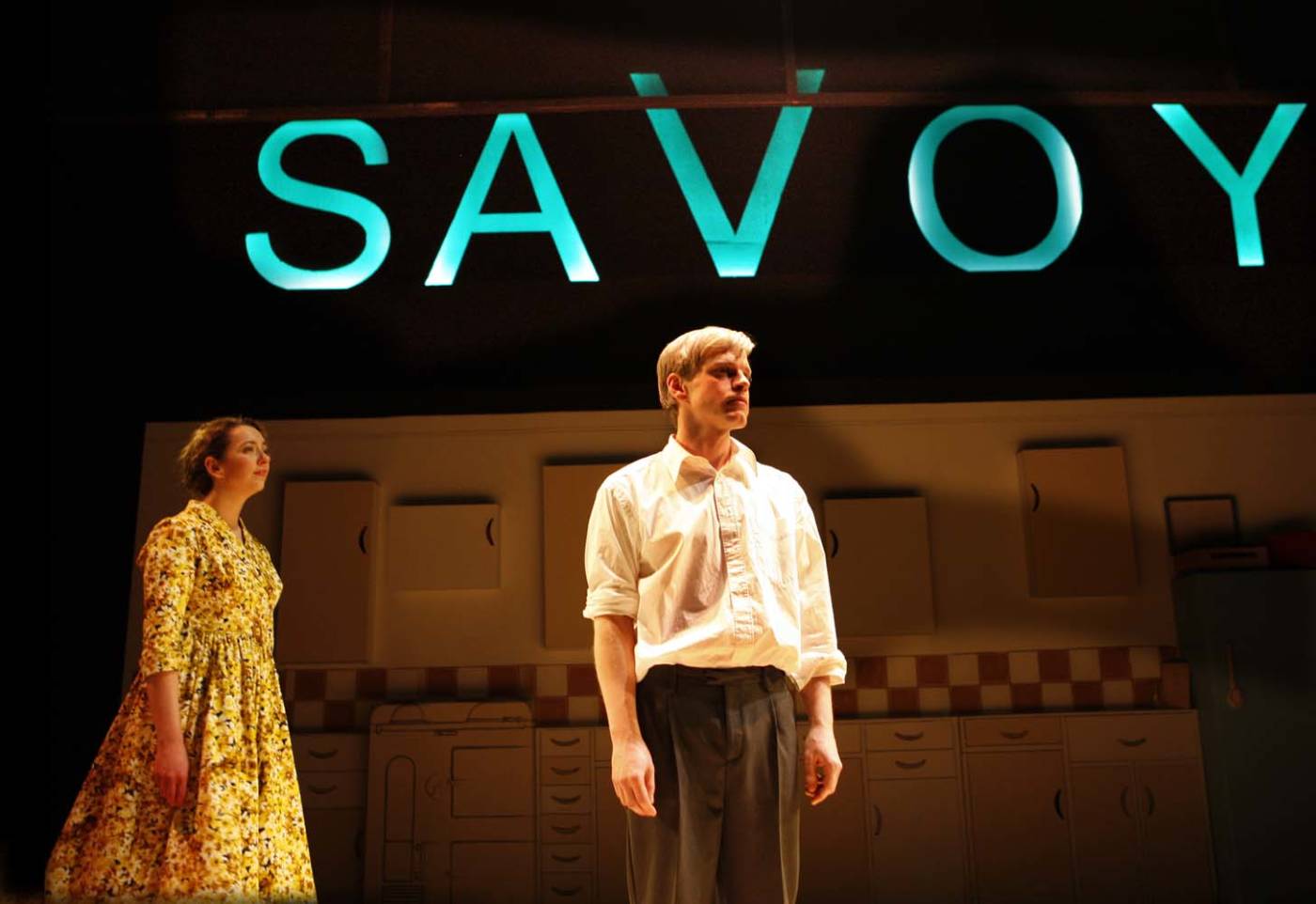 L-R-Lizzy-Muncey-as-Mum-Giles-Cooper-as-Nigel-Slater-c-Simon-Annand-3-1400x962