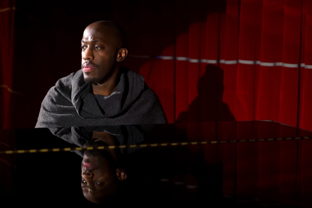 Review | Online Production | Black Matter – Giles&nbsp;Terera*